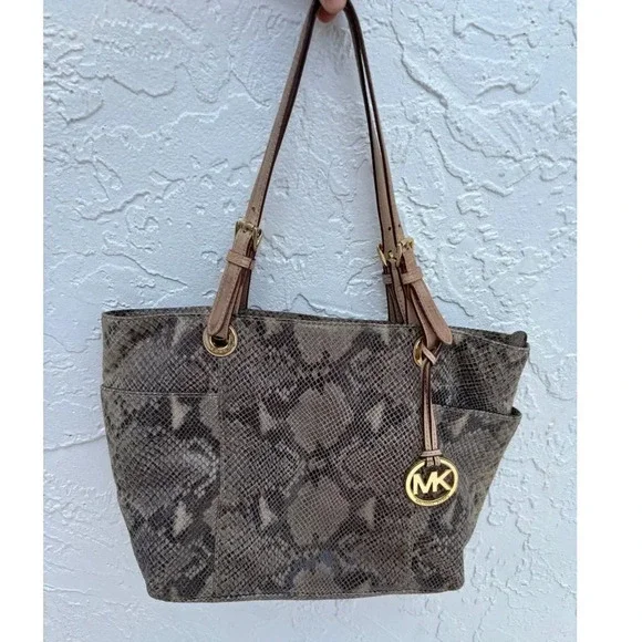 Michael Kors Womens Python Jet Exotic Travel Shoulder Bag Beige Size 15"x10" - Picture 1 of 12